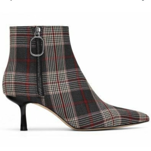 Zara Shoes - Zara Plaid Pointed Toe Ankle Boots
